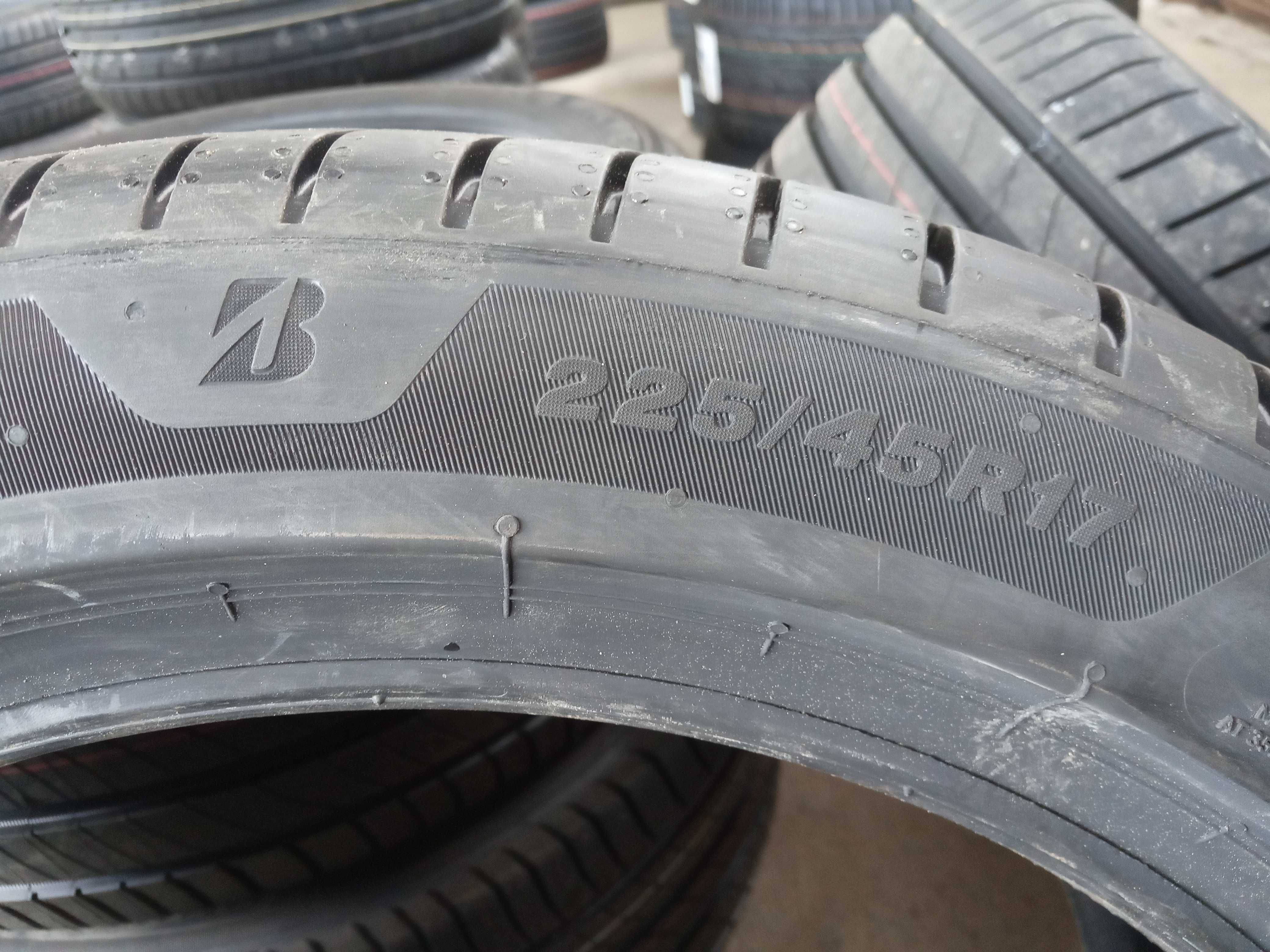 2 Нови летни гуми 225/45R17 Bridgestone Turanza 6 Enliten 91Y с борд