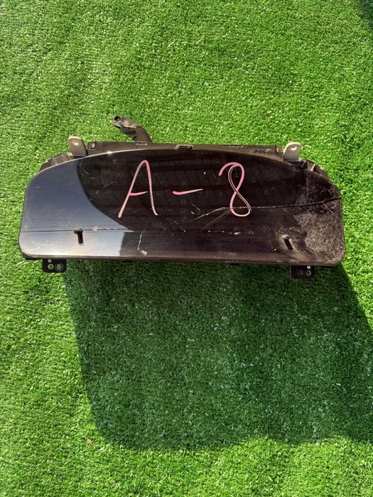 Спидометр щиток (оптитрон)  Toyota Mark II/2