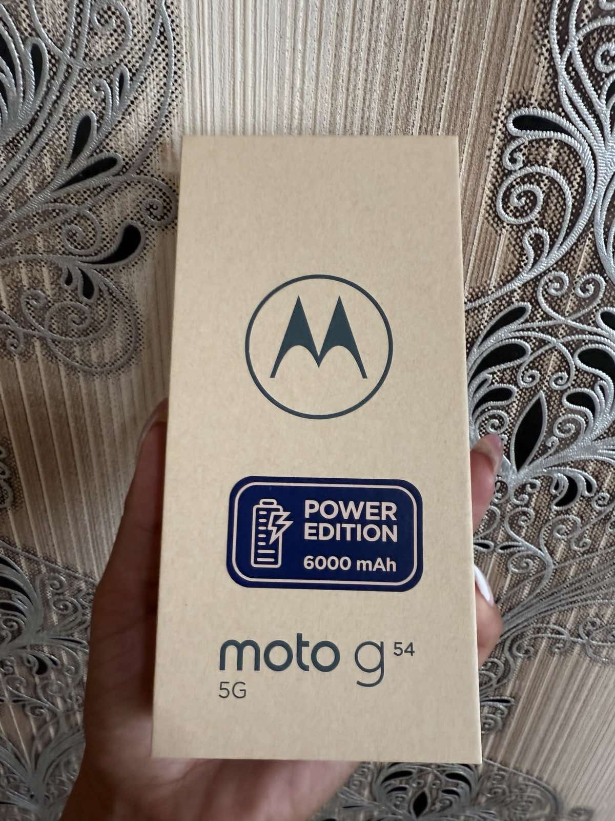 Уникален телефон Motorola G54 5g