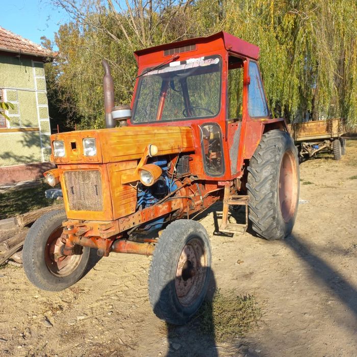 Vând tractor u650