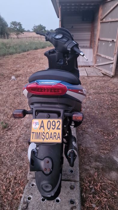 Vând Piaggio nrg mc4 Power