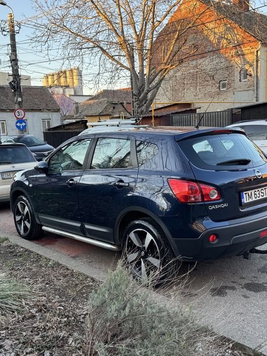 Nissan Qashqai full option