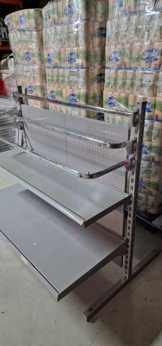 Vand stender haine sau raft magazin