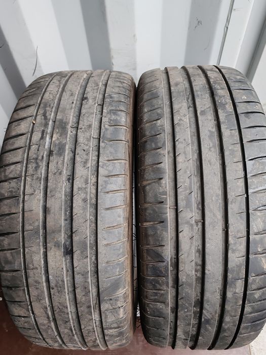 Vând anvelope second hand.