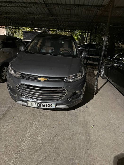 Трекер сотилади 12500$