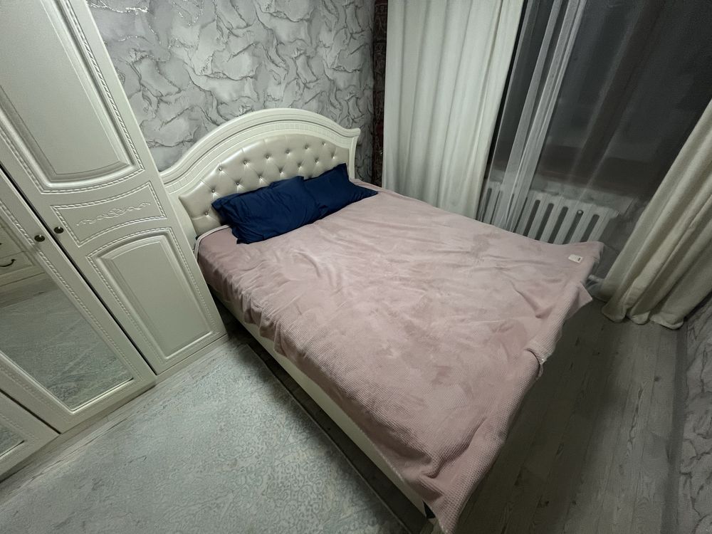 Двуспальный Кровать от спальни