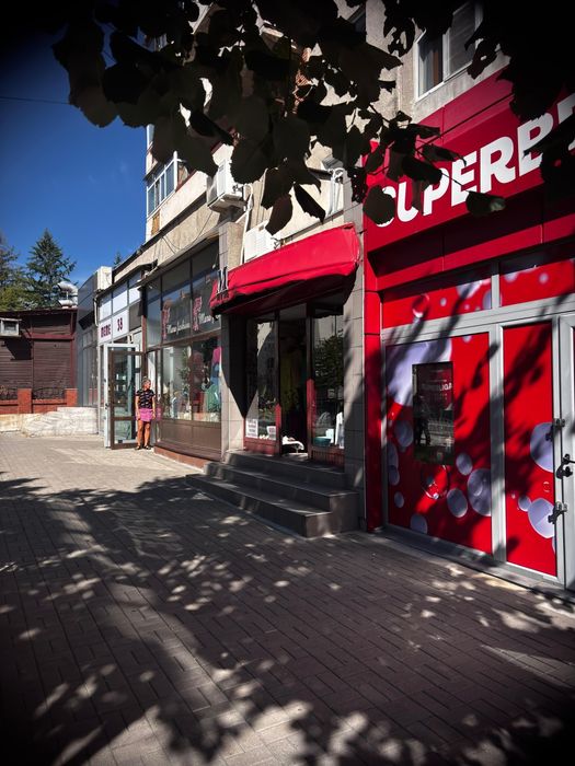 Ofer spatiu comercial spre închiriere