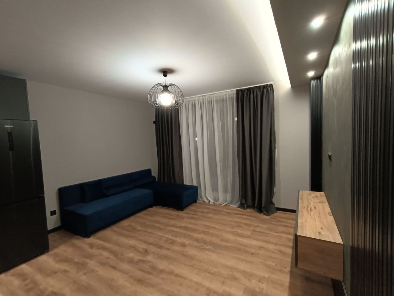Продава се Двустаен апартамент в Благоевград, Освобождение - 63 кв.м за 1469 €/кв.м - Снимка #3