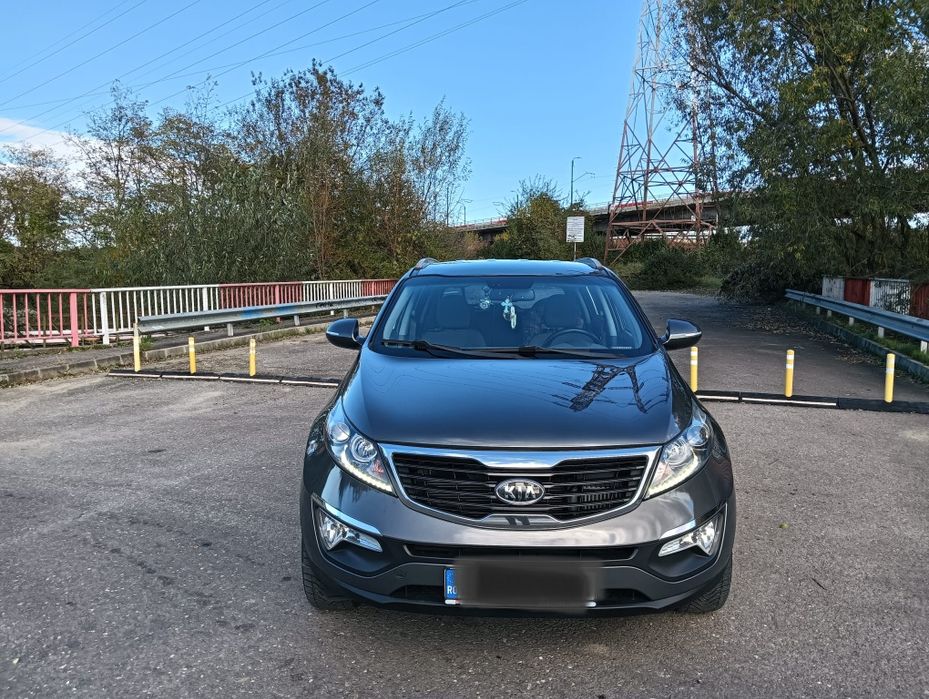 Vând Kia sportage 2012 1.7 Diesel 10.000 euro