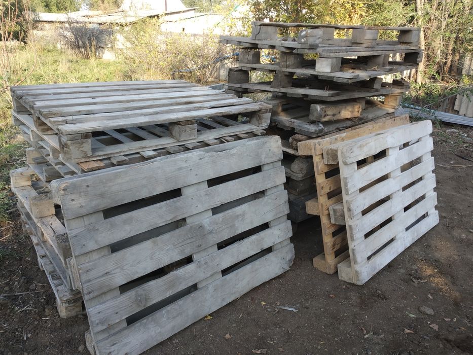 Поддоны продам состояние среднее