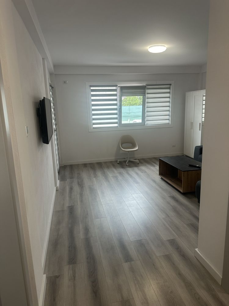 Gasoniera spatioasa 40 mp + balcon+parcare mobilat bloc nou 2021