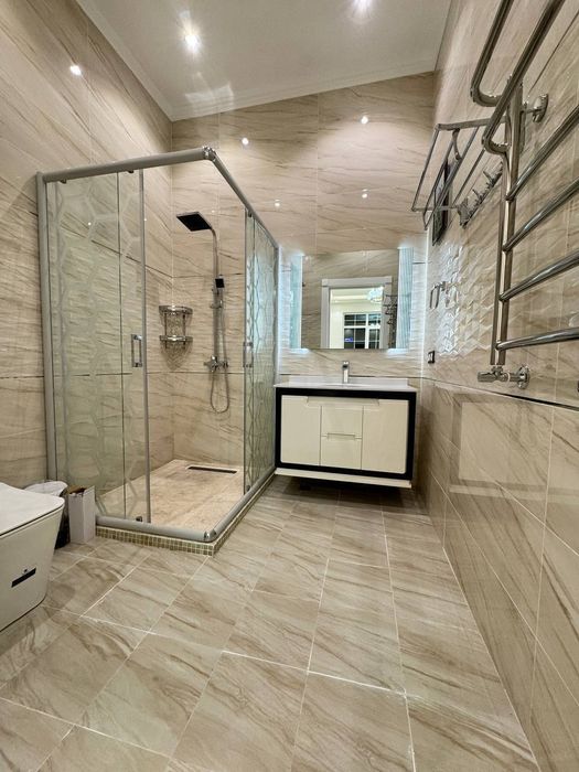 Продается дом 5 комнат, ор-р:ул. Севастопольский-Саёхат, 350 м²