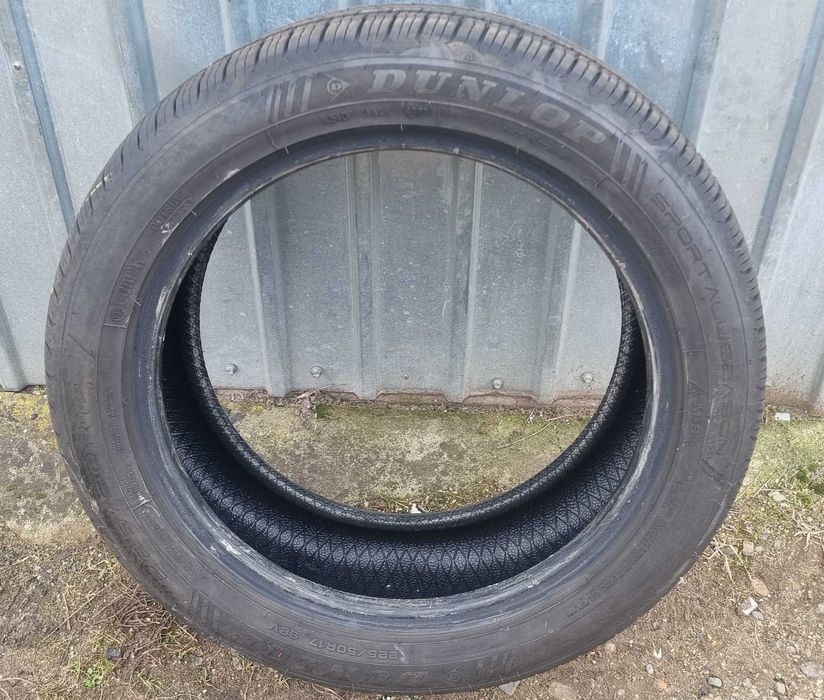anvelopa Dunlop 225/50/17