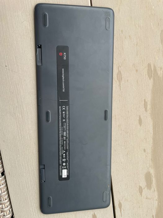 Соларна Клавиатура на батерия, Logitech K750 Solar - За части