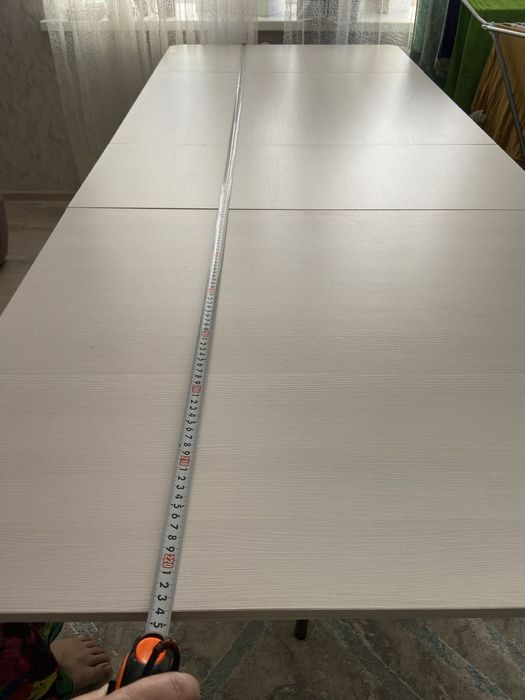 Продается обеденный стол