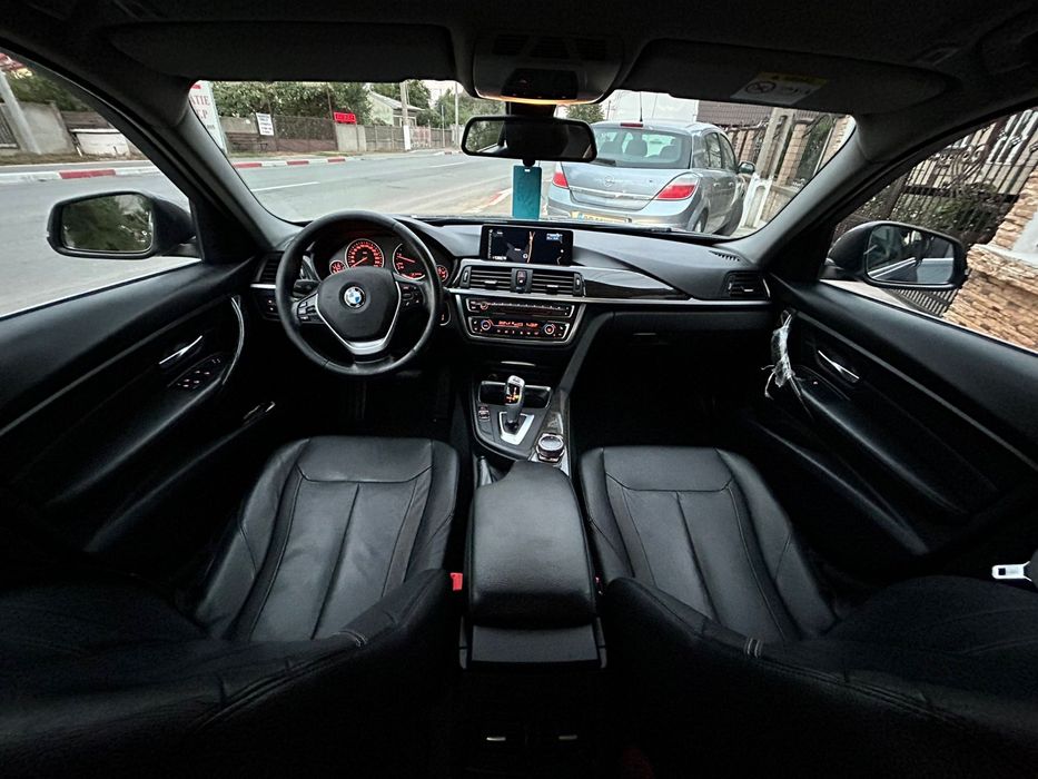 BMW 320D Luxury - automata