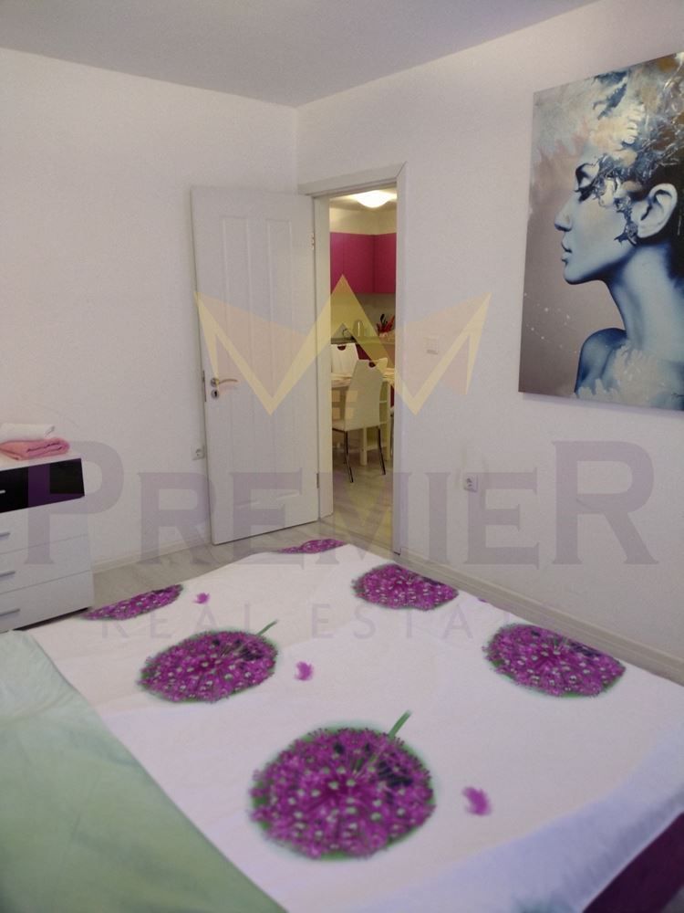 Продава се Тристаен апартамент в Балчик - 71 кв.м за 1014 €/кв.м - Снимка #11