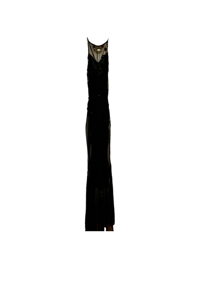 Doina Levintza rochie lunga neagra