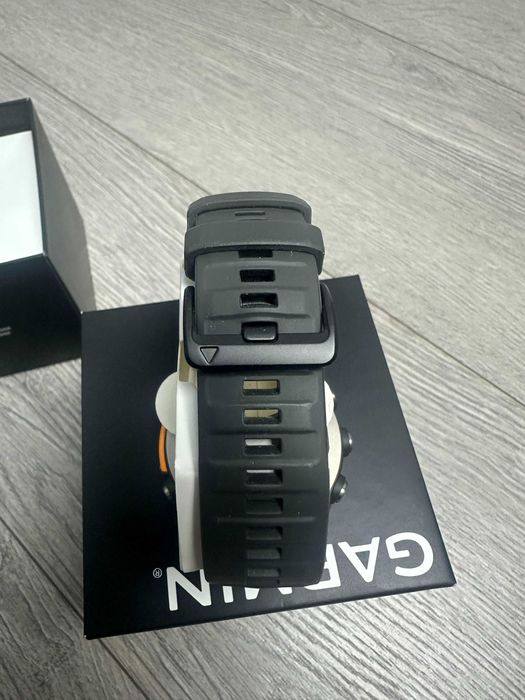 Garmin Fenix 8 Amoled Sapphire