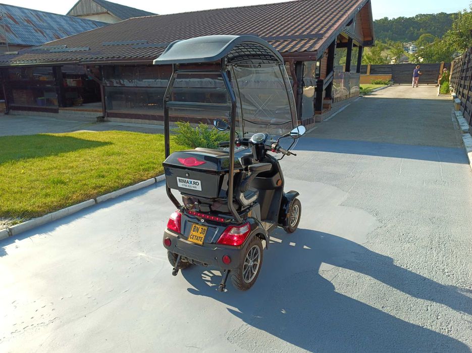 Scuter electric 4 roti, Negru - CL30 (Cu cabina), pentru bătrâni