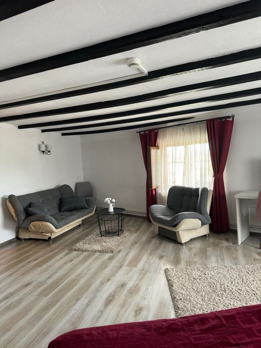 *Cazare Pensiunea Hanul Voievozilor*