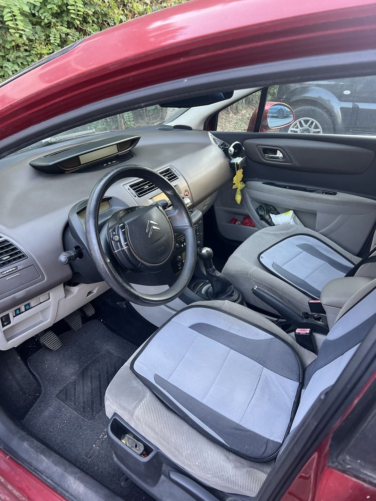 Citroen C4 1.6 Benzină • Înmatriculată • Deva