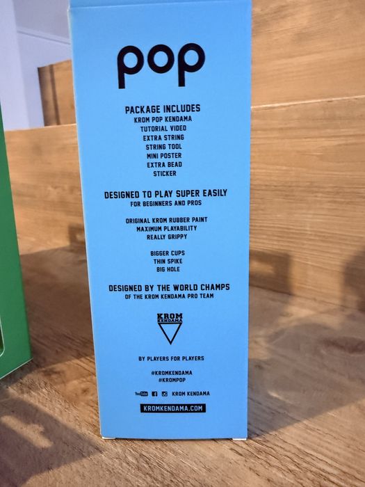 Kendama KROM Pop Rubber – culori vibrante, calitate premium!  Sigilate