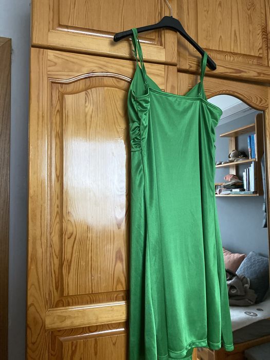 Рокля. Размер M-L..Не е носена.