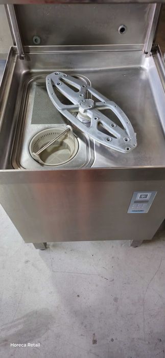 Masina de spalat vase cu capota WINTERHALTER