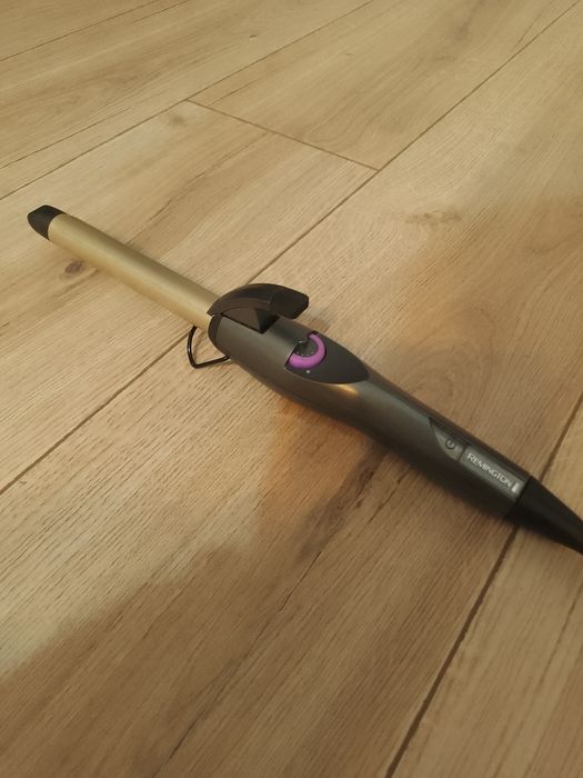 Vand ondulator păr Remington cu înveliș ceramic