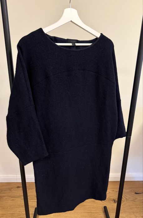 COS рокля 100% вълна