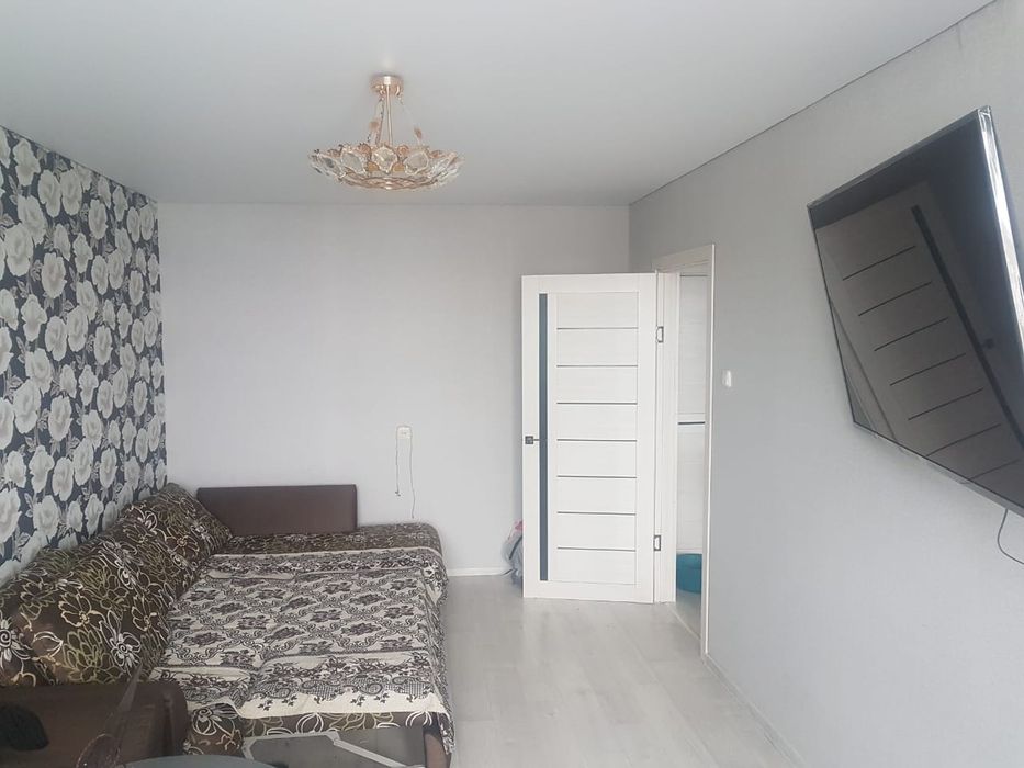 Сдаётся  1 комнатная  квартира  в районе  12 училища