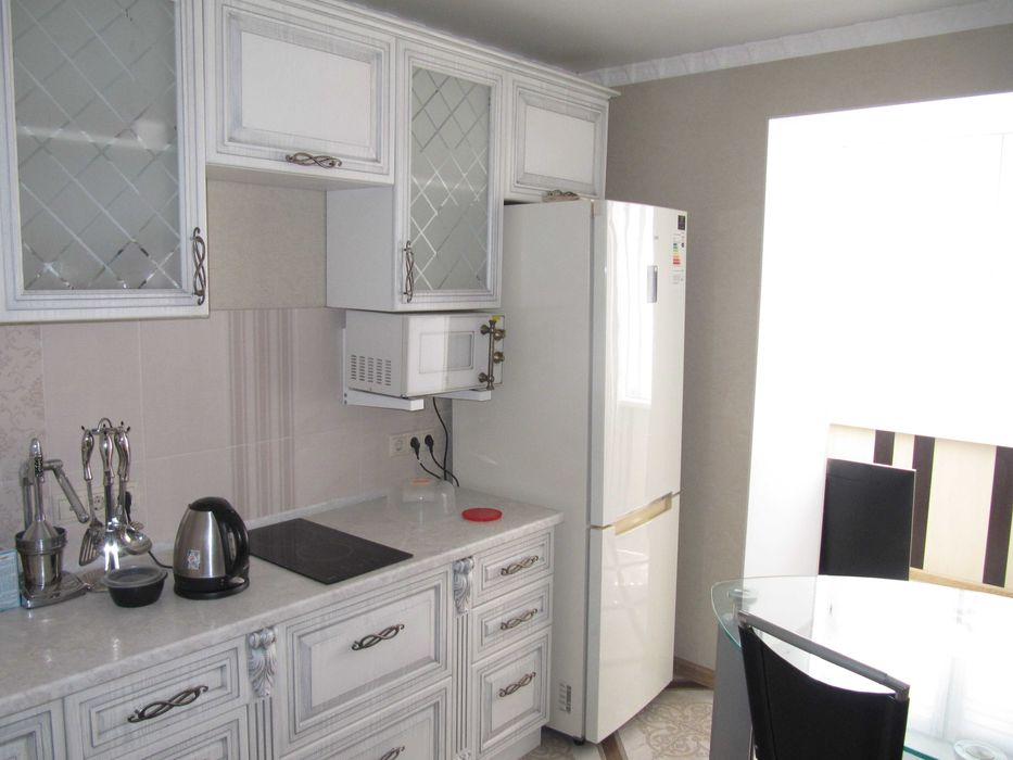 2-комн квартира 55 м² с евроремонтом на Площади Республики