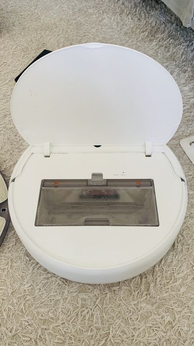 Прахосмукачка робот Xiaomi Vacuume Mop - за части