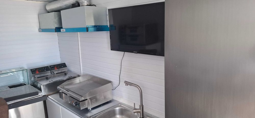 Rulota fast-food 8000 euro