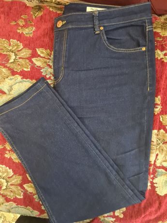 Женские темно-синие джинсы слим фит