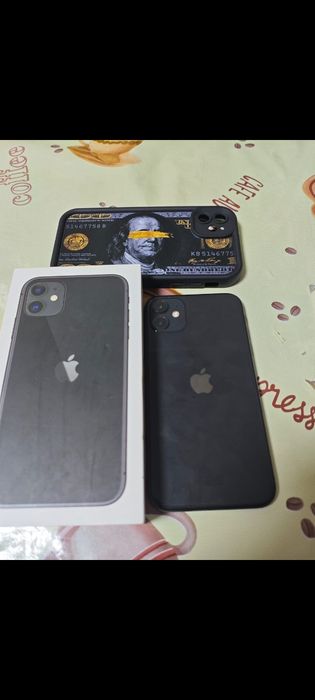 Продаем айфон 11
