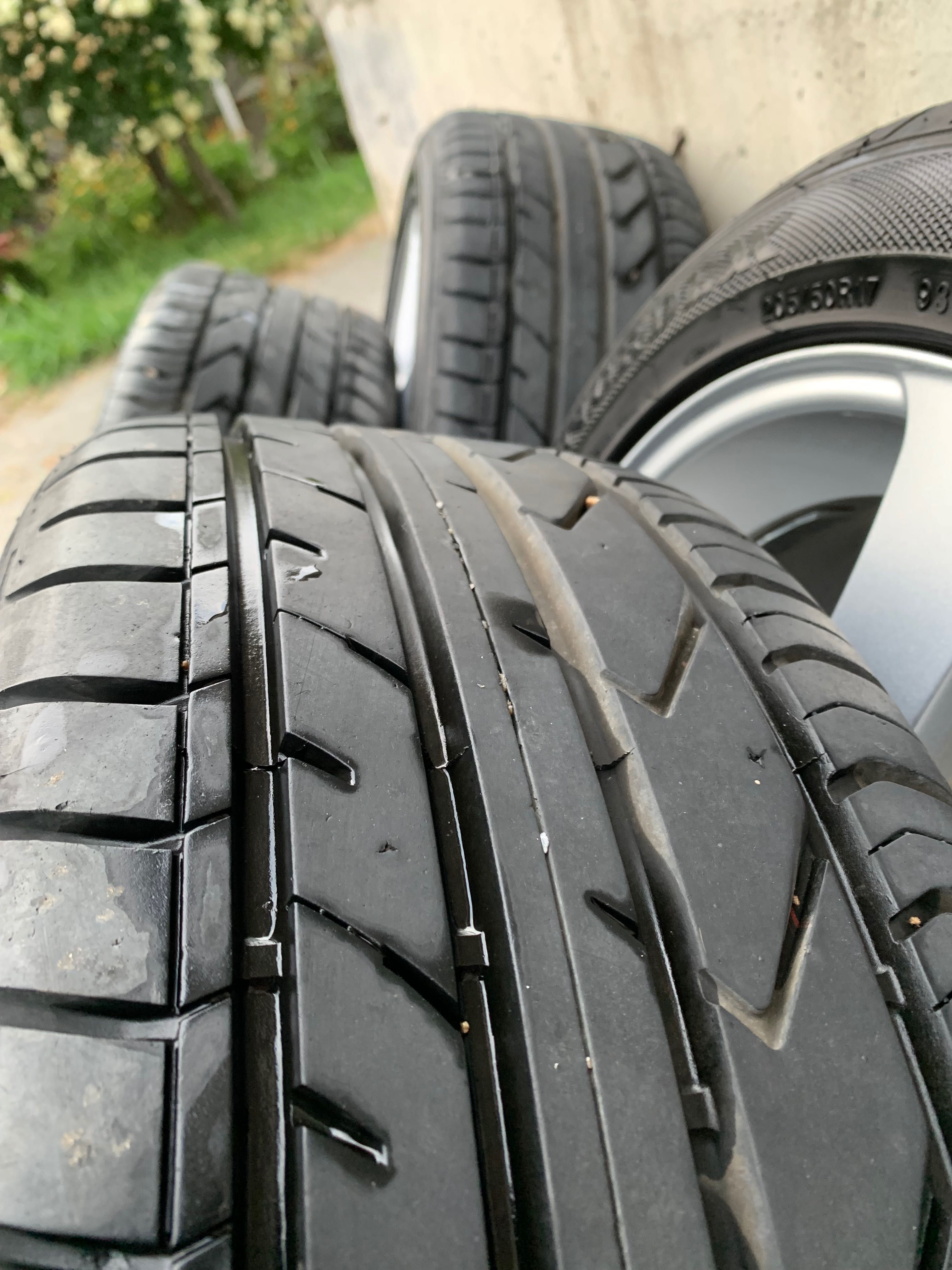 205/50/17 (4x108)