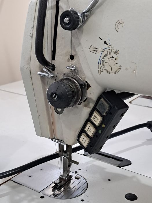 Mașini de cusut/6la număr