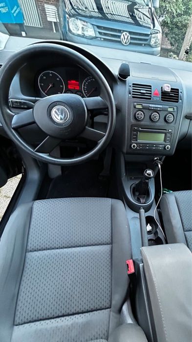 Dezmembrez Touran diesel 2.0