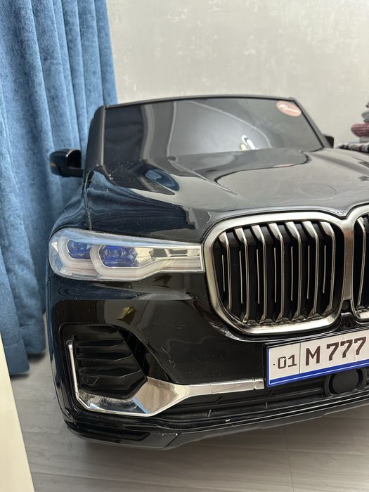 Машина детская двухместная