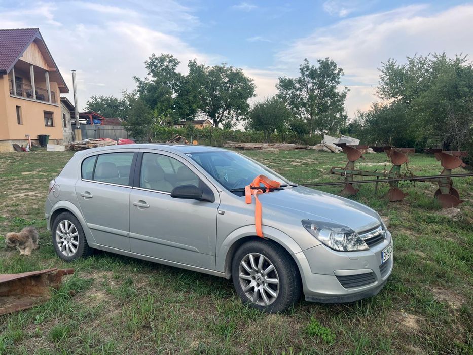 Opel astra h an 2005 pt dezmembrat
