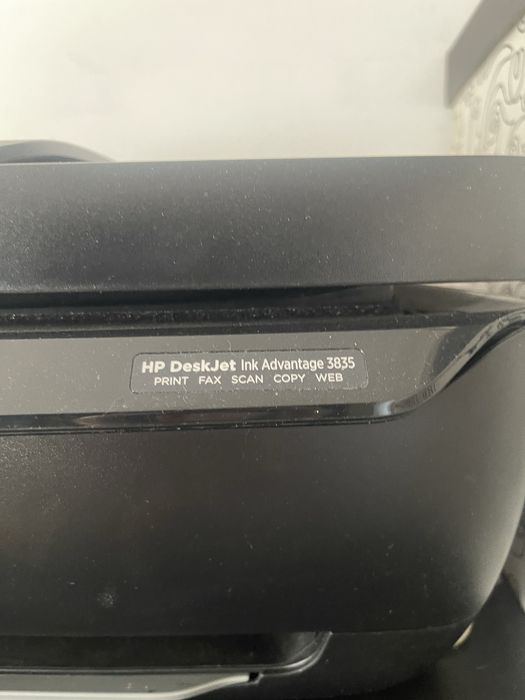 Imprimanta HP DeskJet 3835