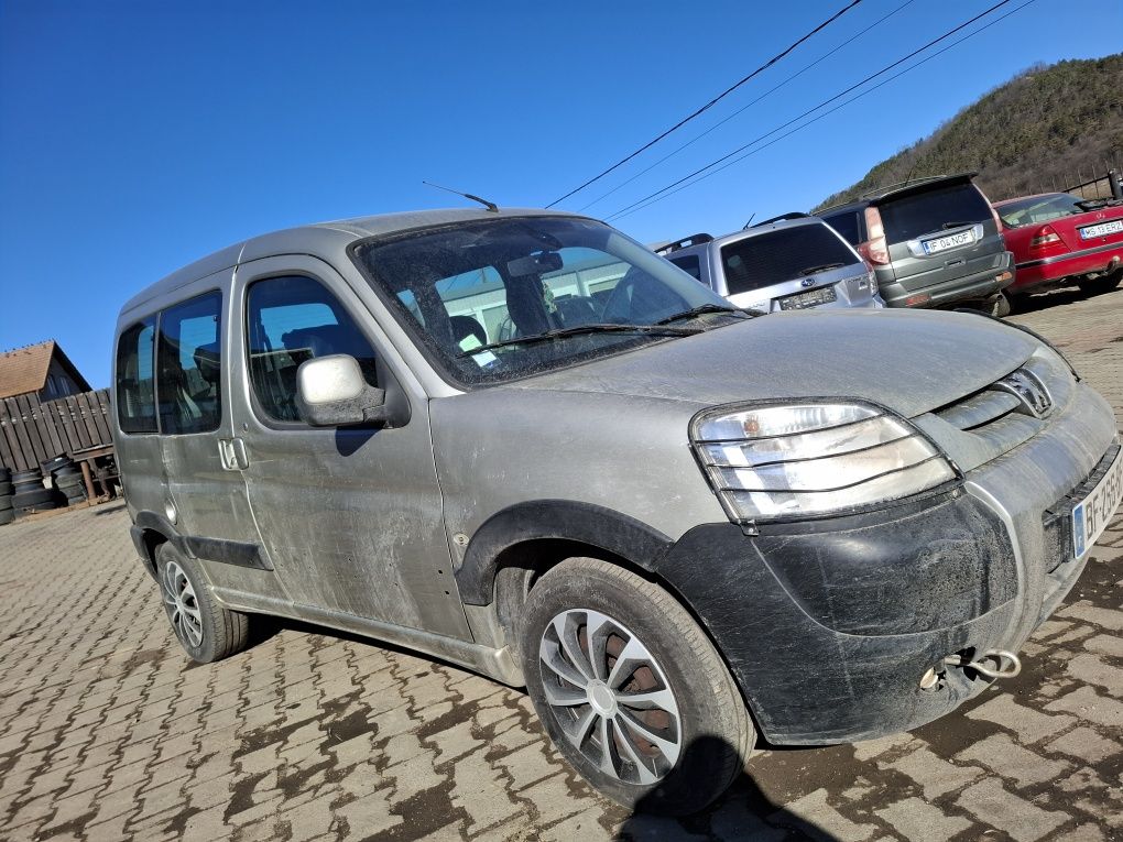 Piese/Dezmembrez Peugeot Partner 1.6HDi indiana An 2007