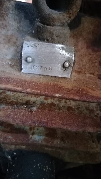 Продам вакуумный насос на газ 53