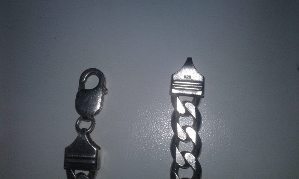 Продам мужскую цепь