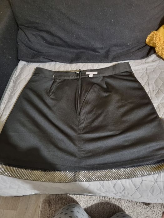 Fusta scurtă strălucitoare H&M