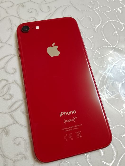Продам Айфон 8.  64гб