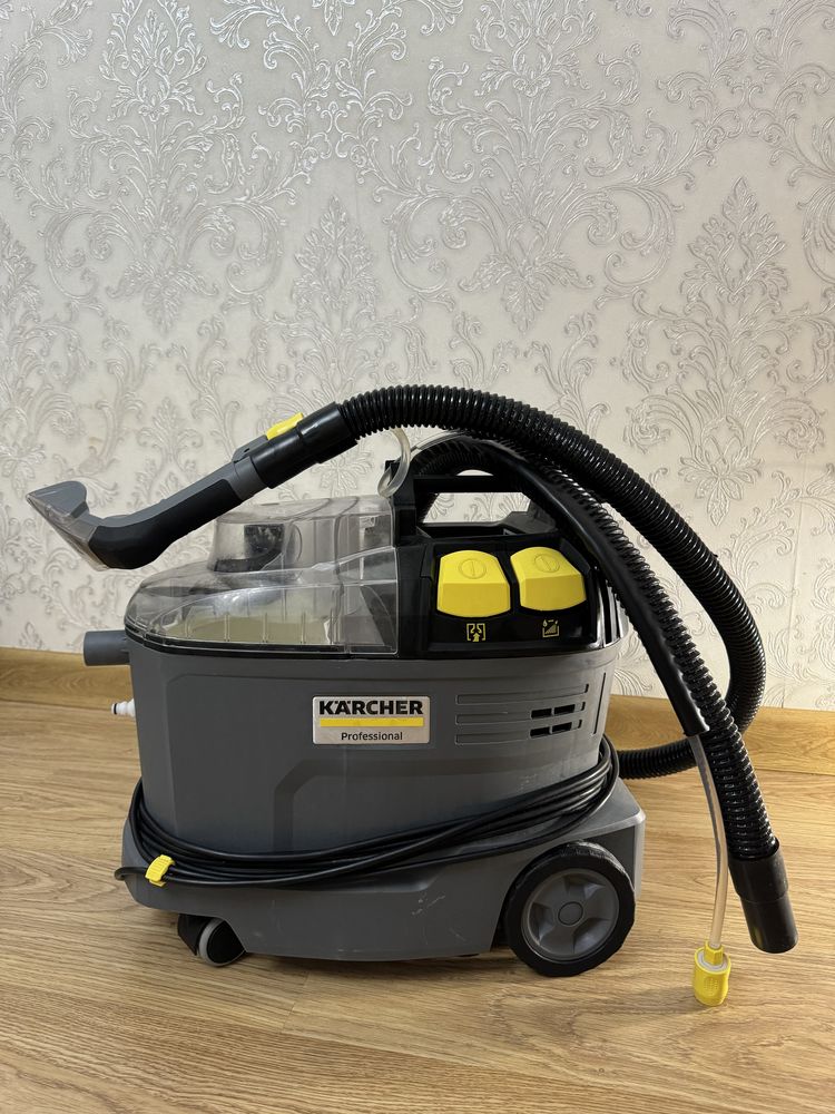 Пылесос Karcher Puzzi 8/1 серый