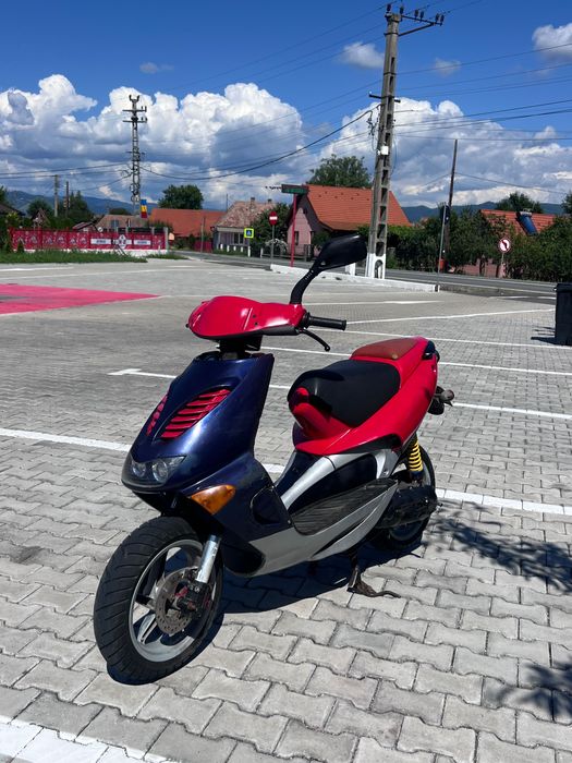 Scuter Aprilia SR 49cc